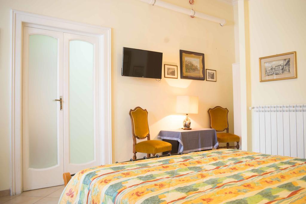 B&B Graziani Relais Naples Exterior photo